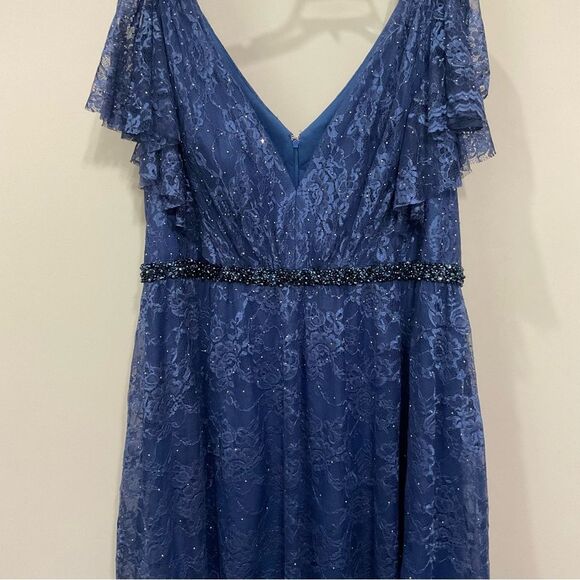 MAC DUGGAL Lace Gown Flutter Sleeve A-Line Dress Sz 24W New 67435 - Picture 5 of 11